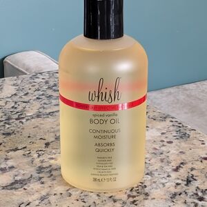Whish Spiced Vanilla Body Oil - Cream and Red Accents